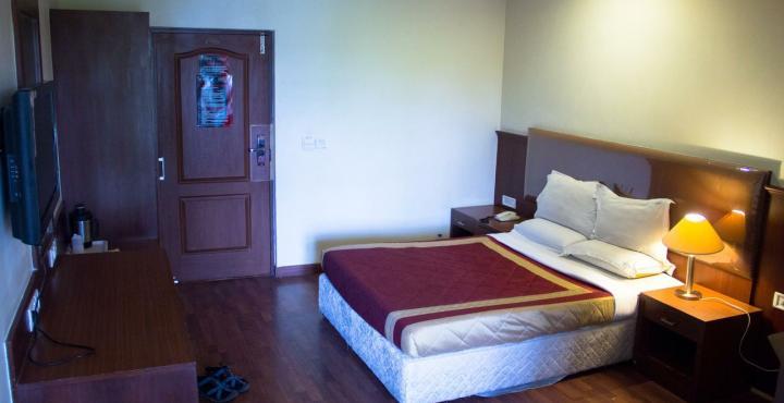 Hotel Noor Empire International Kormangala Bangalore Buitenkant foto