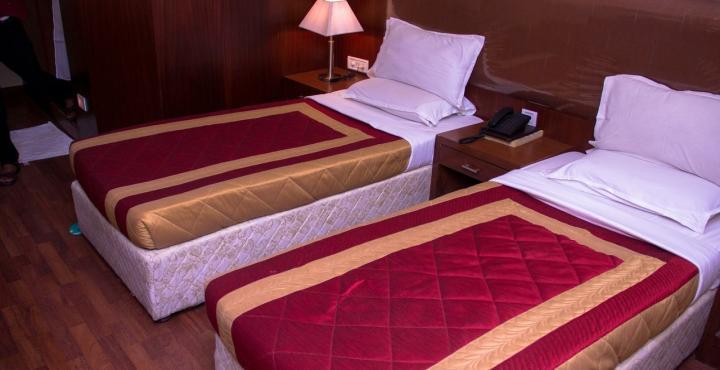 Hotel Noor Empire International Kormangala Bangalore Buitenkant foto