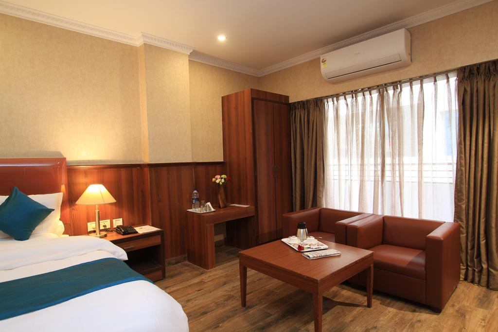 Hotel Noor Empire International Kormangala Bangalore Buitenkant foto