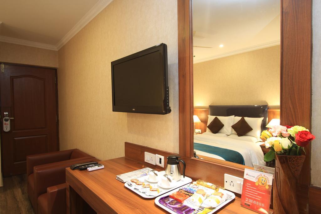 Hotel Noor Empire International Kormangala Bangalore Buitenkant foto