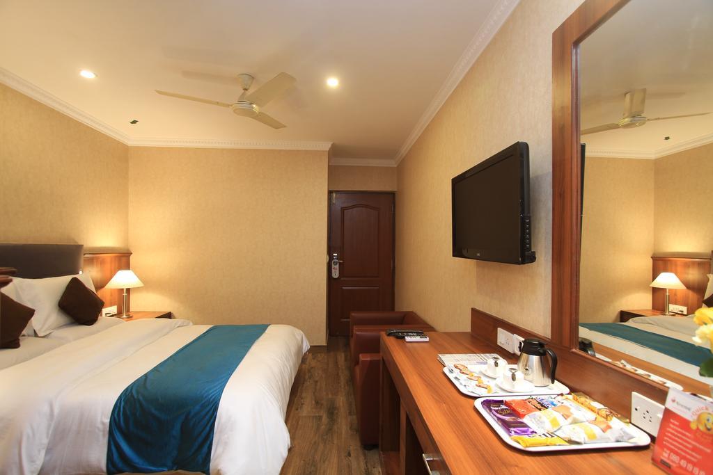 Hotel Noor Empire International Kormangala Bangalore Buitenkant foto